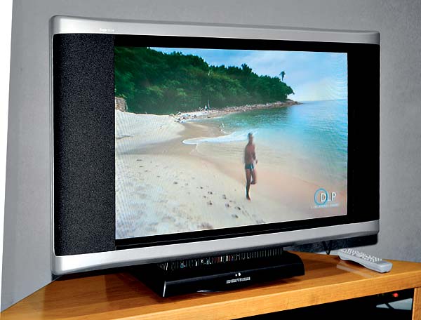 Недавно SIM2 поглотила компанию Brionvega — кинескопный телевизор...